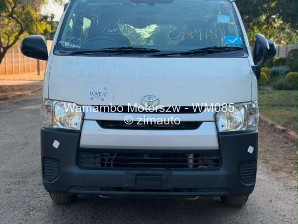 2016 Toyota  Hiace