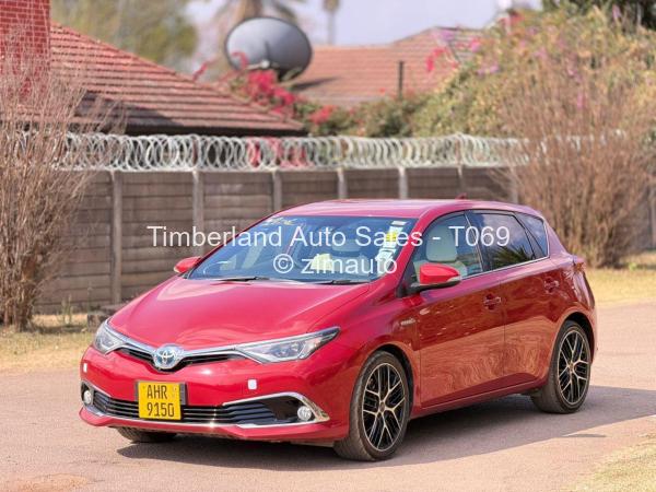 2017 Toyota  Auris