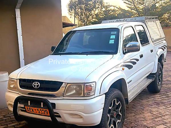 2005 Toyota  Hilux