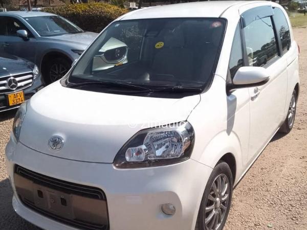 2016 Toyota  Porte