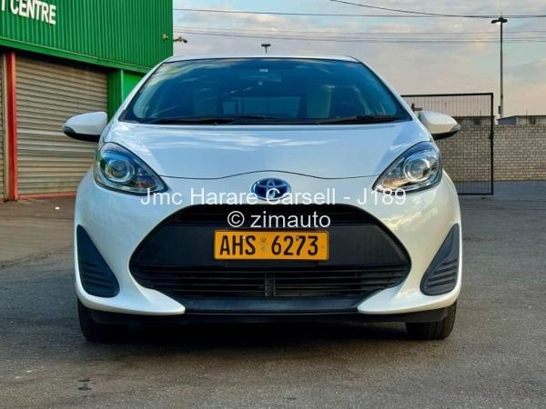 2017 Toyota  Aqua