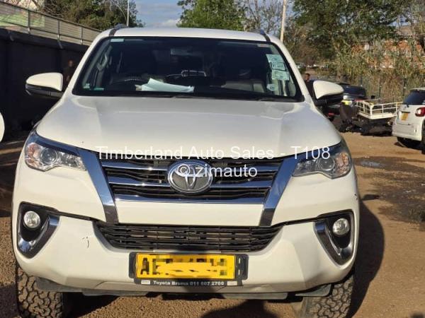 2018 Toyota  Fortuner