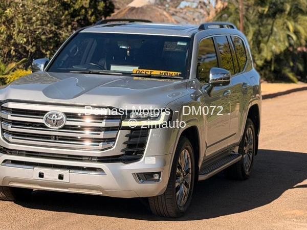 2022 Toyota  Land Cruiser 300