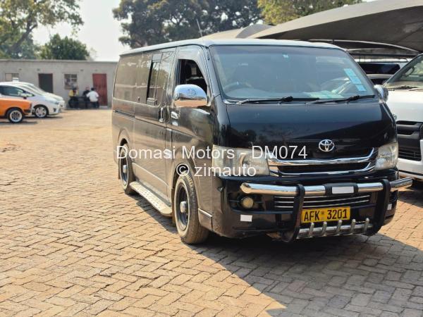 2012 Toyota  Hiace