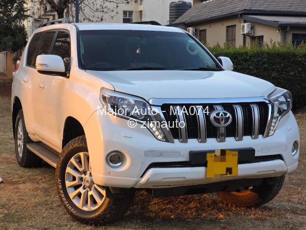 2017 Toyota  Land Cruiser Prado