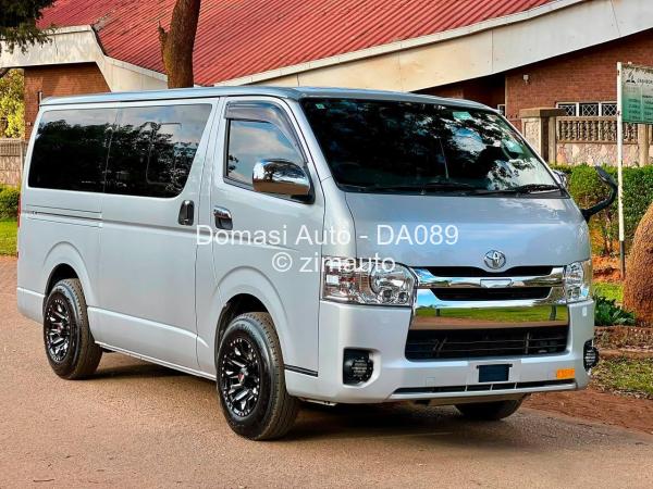 2018 Toyota  Hiace