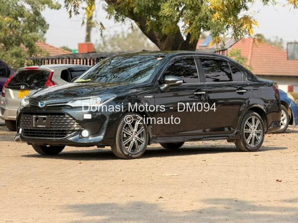 2017 Toyota  Axio
