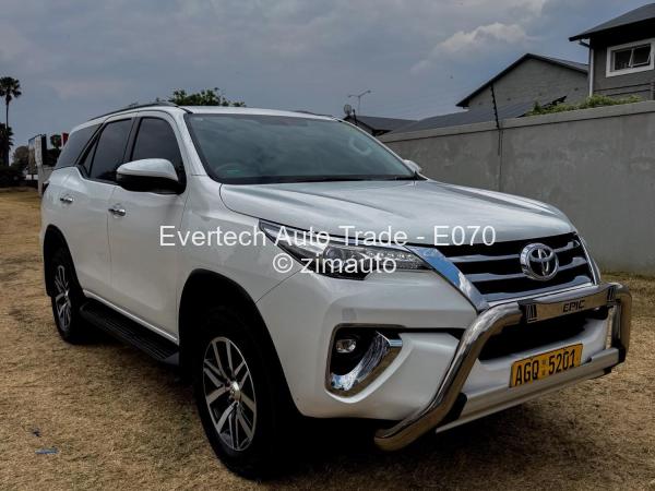 2020 Toyota  Fortuner