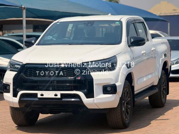 2023 Toyota  Hilux