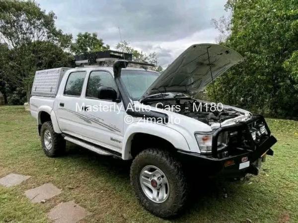 1999 Toyota  Hilux