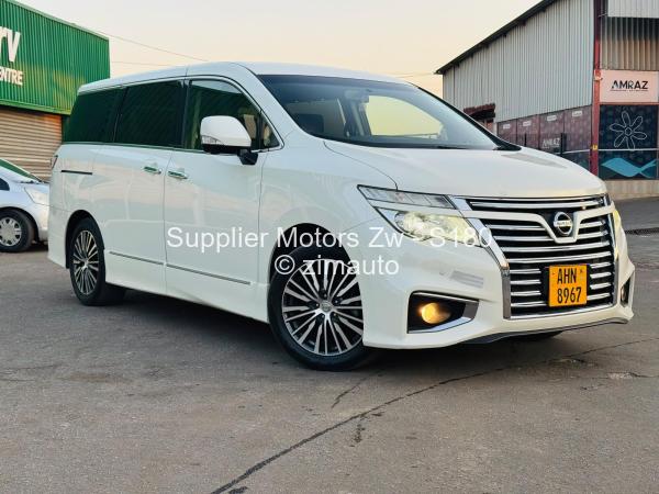 2017 Nissan  Elgrand