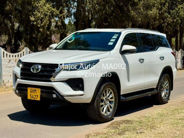 2022 Toyota  Fortuner