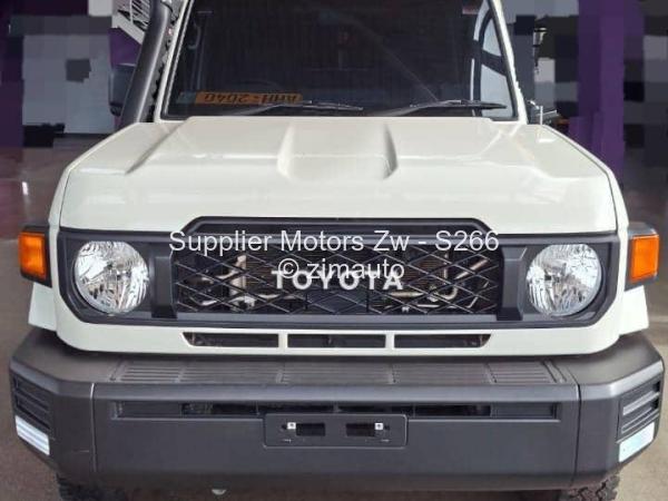2025 Toyota  Landcruiser 79 D/C
