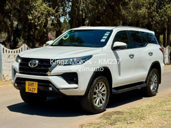 2022 Toyota  Fortuner