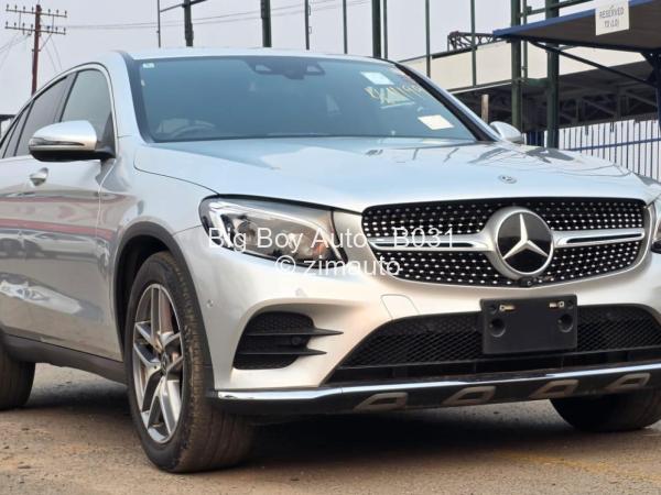 2018 - Mercedes Benz GLC