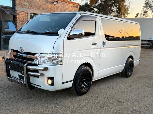 2018 Toyota  Hiace