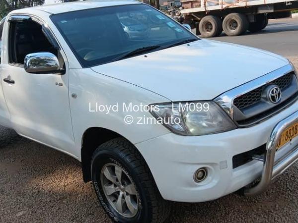 2010 Toyota  Hilux