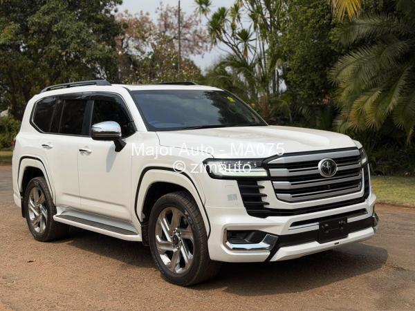 2025 Toyota  Land Cruiser 300