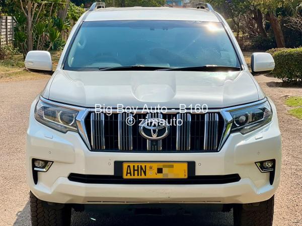 2018 Toyota  Land Cruiser
