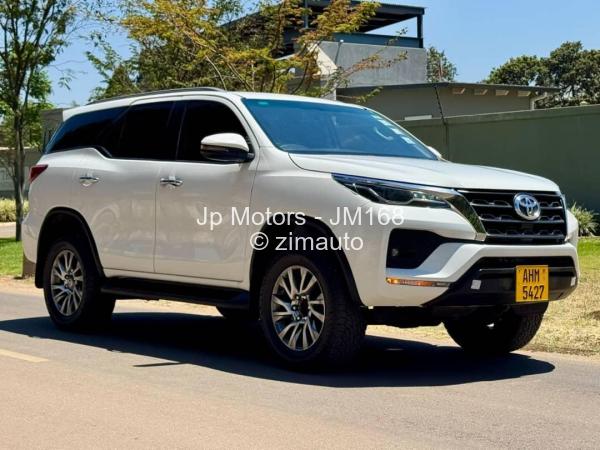 2022 Toyota  Fortuner