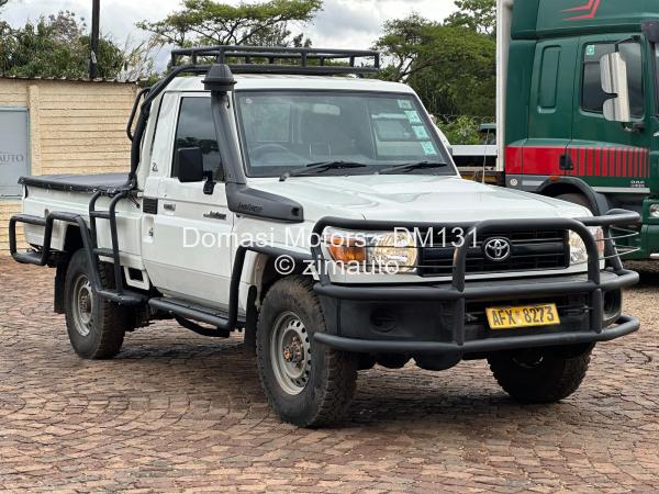 2022 Toyota  Land Cruiser 79