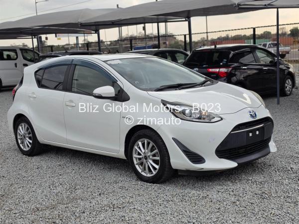 2017 Toyota  Aqua