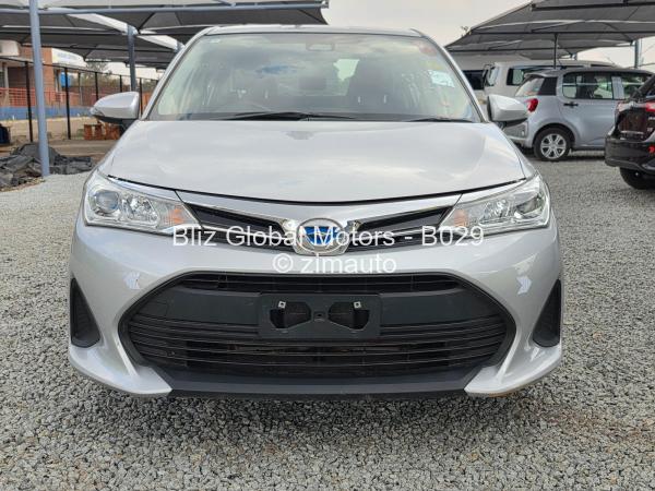 2017 Toyota  Axio