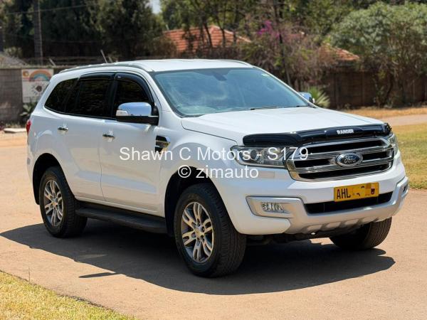 2017 Ford  Everest