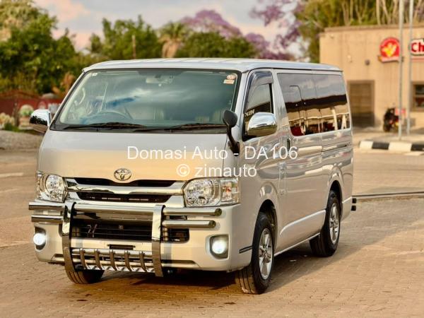 2017 Toyota  Hiace