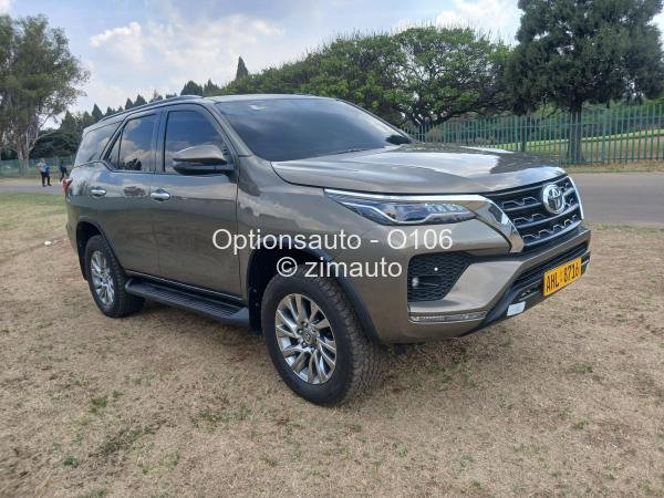 2022 Toyota  Fortuner