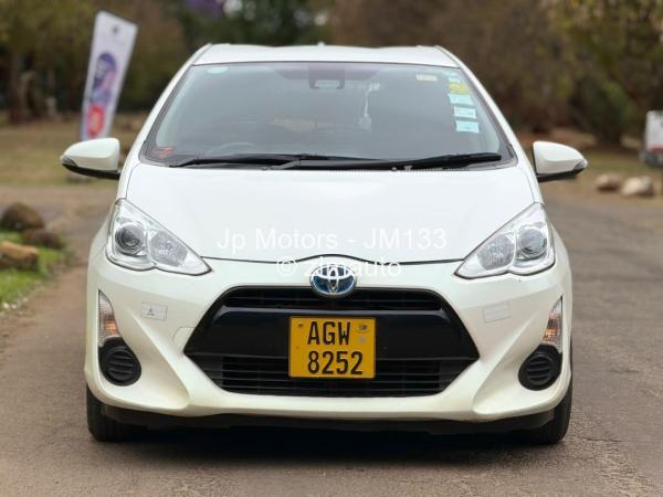 2017 Toyota  Aqua