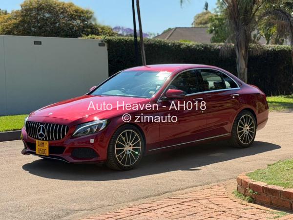 2017 - Mercedes Benz C180
