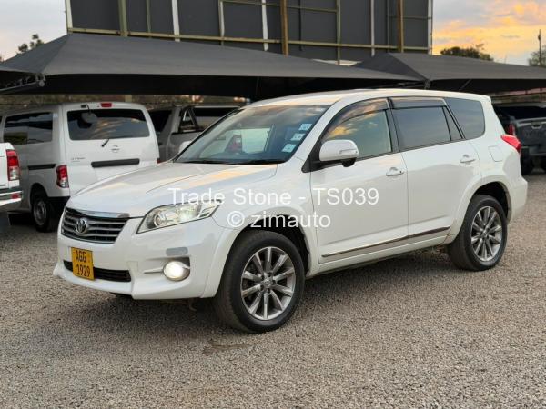 2013 Toyota  Vanguard