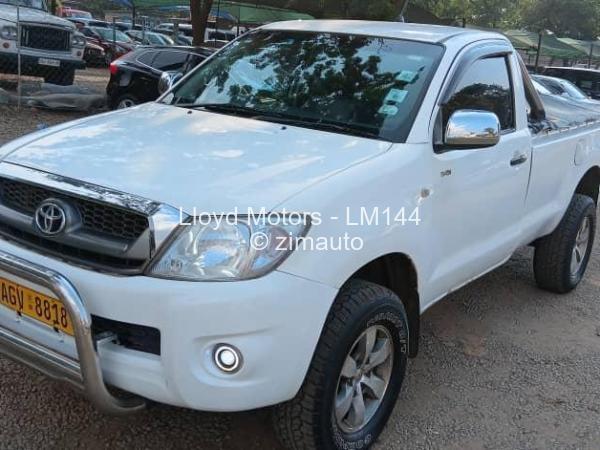 2010 Toyota  HiluxD4D