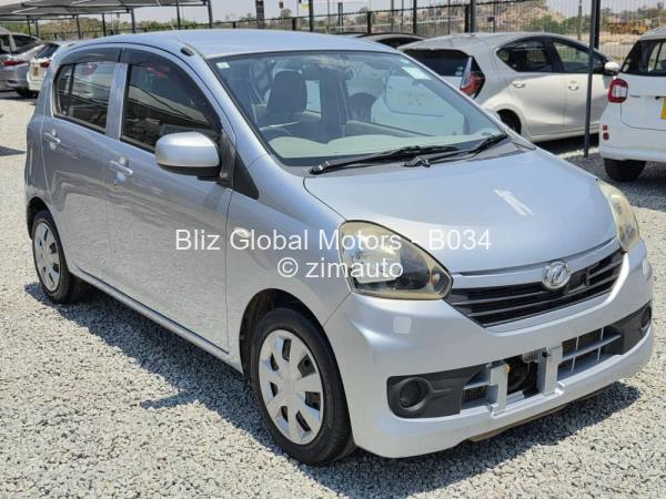 2017 Daihatsu Mira