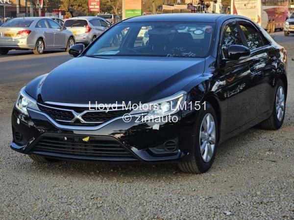 2017 Toyota  Mark X