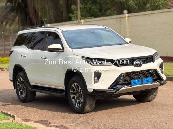 2023 Toyota  Fortuner