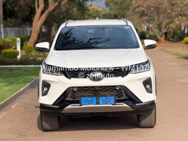 2023 Toyota  Fortuner
