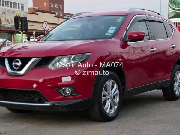 2016 Nissan  X-Trail