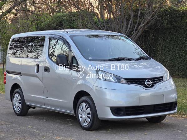 2016 Nissan  NV200