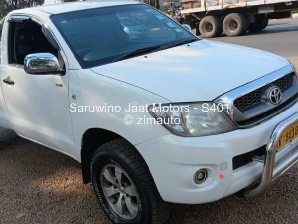 2010 Toyota  Hilux