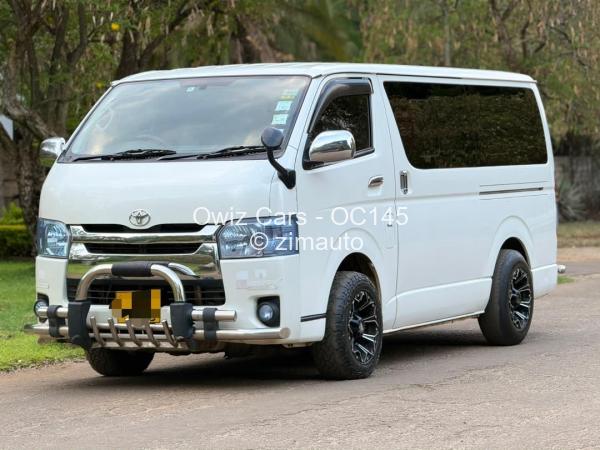 2016 Toyota  Hiace