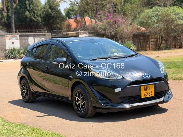 2016 Toyota  Aqua