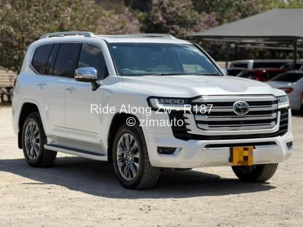 2023 Toyota  Land Cruiser 300ZX