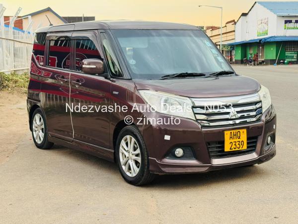 2017 Mitsubishi  Delica