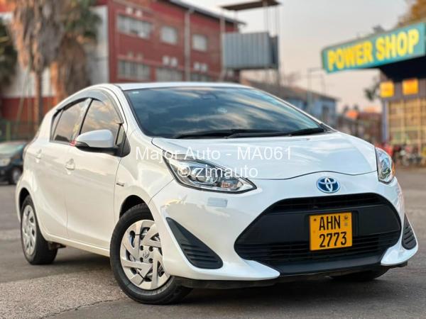 2017 Toyota  Aqua