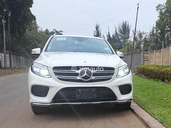 2017 - Mercedes Benz GLE