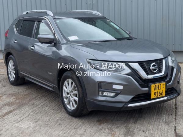 2018 Nissan  X-Trail