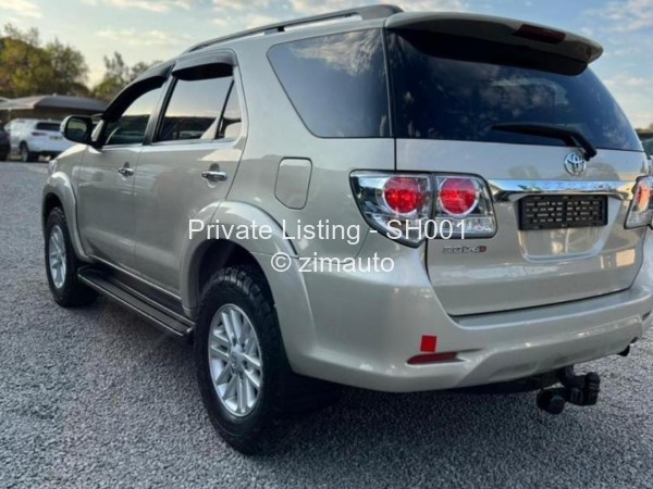 2014 - Toyota  Fortuner